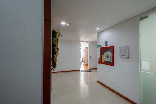 Oficina En Arriendo En La Castellana. Cod A1038737