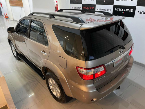 Toyota SW4 3.0 I Srv At C/cuero 4x4 (2009)