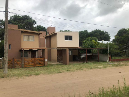 Casa En Venta En Aguas Verdes