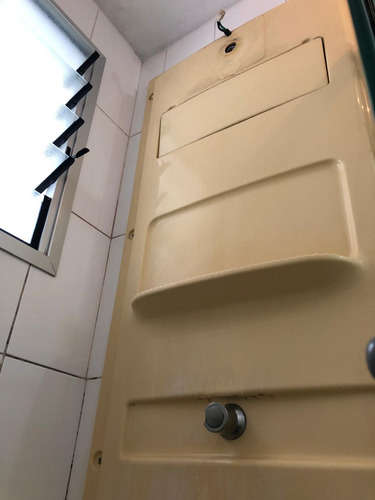 Apto 2 Dorms Próximo Av Itinguçu, Metro Patriarca, Comércios