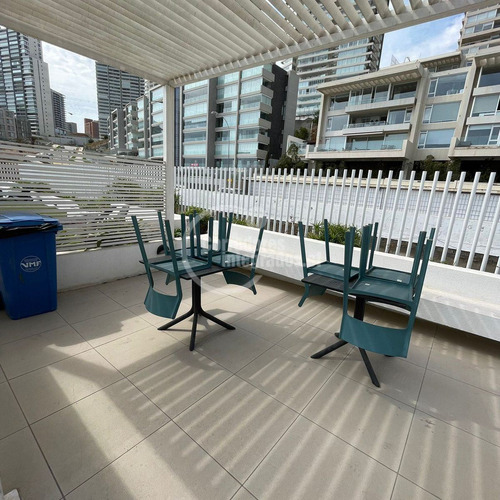 Gran Terraza Con Vista En Cochoa, Oportunidad Inversión