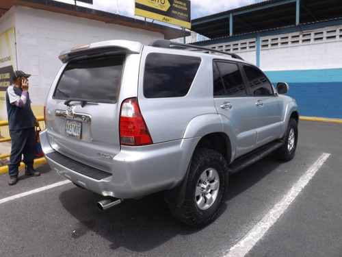 Imagen 3 de 9 de Toyota 4runner Sr5 4x2