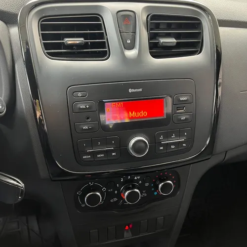 Renault Logan 1.6 Life