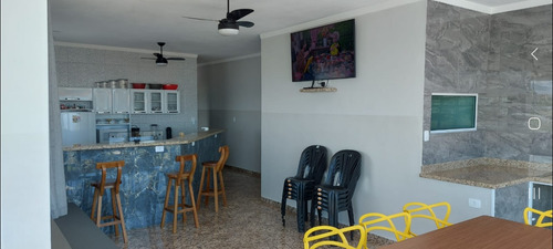Casa Temporada 13-99137-6870, 13-97407-1016, 5 Suites