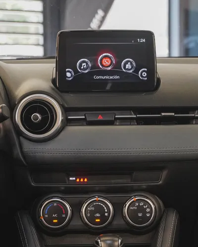 Mazda 2 GRAND TOURING LX