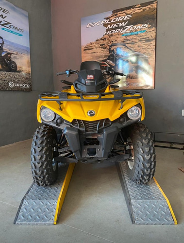 Imagen 3 de 17 de Cuatriciclo Atv Can Am Outlander 4x4 Dps 570 L Max Ram Motor