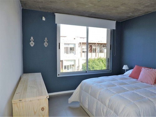 Apartamento En Alquiler Por Temporada De 3 Dormitorios En Manantiales