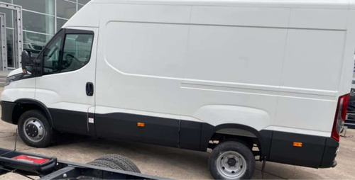 Imagen 4 de 4 de Iveco Daily 55c170 Furgon 12, 0.km Unidad Disponible