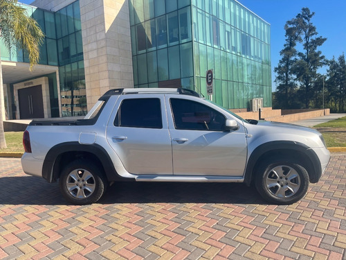 Renault Duster Oroch Outsider 2.0 Pick Up