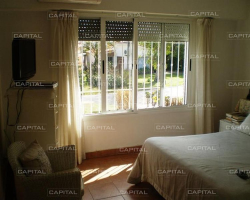 Casa En Alquiler Playa Mansa Punta Del Este - Ref: 25261