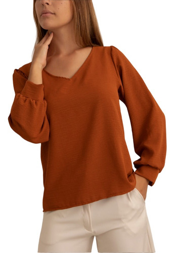 Blusa Nano, Crepe Escote Corazón Mangas Largas #2351