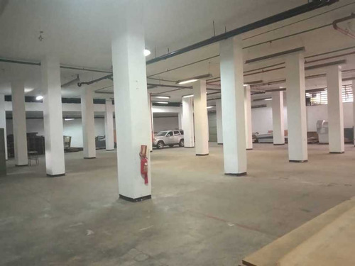 Imagen 2 de 3 de Vendo Edificio Comercial 7503 M2 / Los Ruices.6794