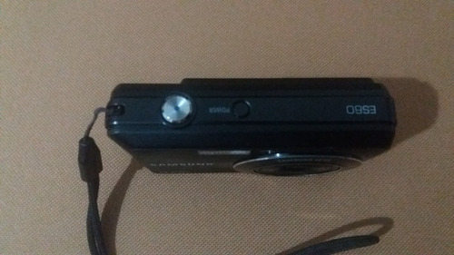 Camera Samsung Es60 12.2 Megapixels Zoom 3x Mande Proposta