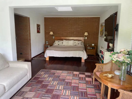 Linda Casa Con Gran Terreno De 900 Mt2/colegio Newland