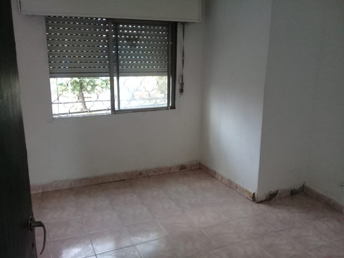 Alquiler De Departamento De 3 Ambientes En Avellaneda!