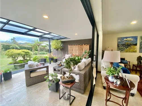 Alto De Las Palmas Casa En Venta De Un Nivel 360 M2