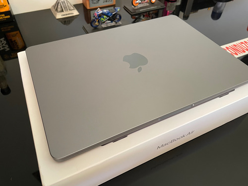 Macbook Air M2 256gb