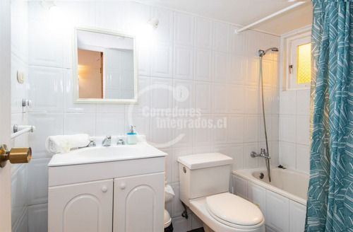 Casa En Venta De 14 Dorm. En Viña Del Mar