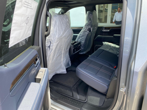 Chevrolet Silverado 5.3 V8 High Country