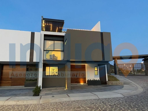 Imagen 1 de 30 de Casa En Venta En El Nuevo Refugio