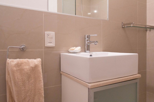 Apartamento En Alquiler Por Temporada De 3 Dormitorios En Rincon Del Indio (ref: Bpv-7473)