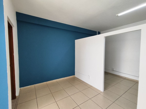 Local Comercial En Venta En Plaza Comercial En Carretera A Tlacote