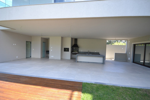 Casa De Condomínio À Venda Na Avenida Das Américas, Barra Da Tijuca, Rio De Janeiro - Rj - Liv-3411