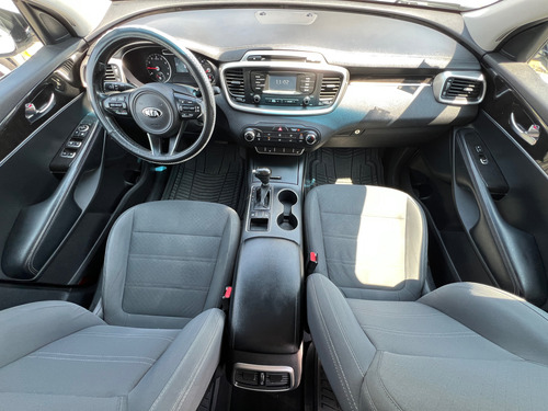 Kia Sorento 2.4 Lx At