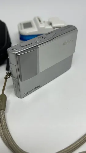 Sony Câmera Cybershot Dsc-t10 De 7,2 Mp Zoom Óptico 3x Prata