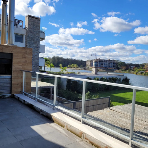 Imagen 2 de 21 de Apartamento De 3 Dormitorios 3 Baños