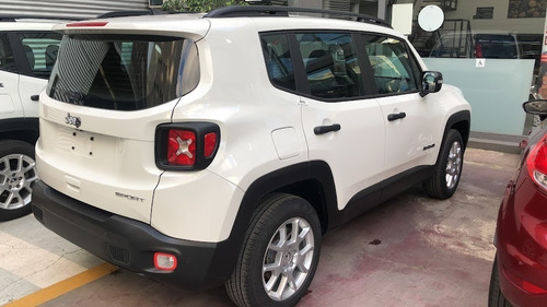 Imagen 10 de 10 de Jeep Renegade 1.8 Sport Gs