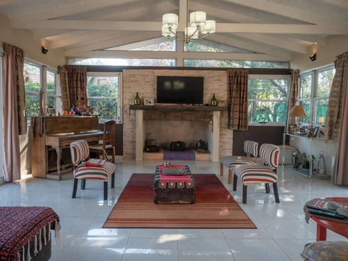 Imagen 9 de 30 de 31 Entre 421 Bis Y 422 Casa De Tres Dormitorios En Venta ,villa Elisa