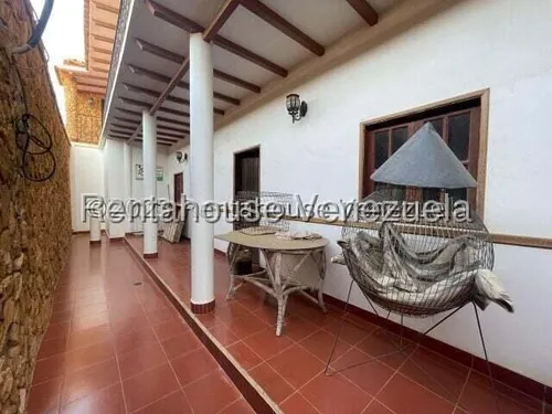 Casa En Venta Los Taques Vgi
