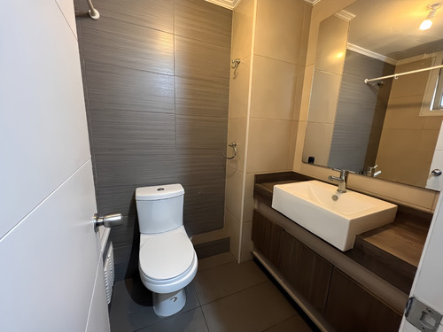 Arriendo Comodo Departamento 2d 2b Excelente Ubicación