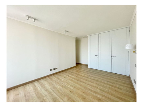 Imagen 15 de 20 de Departamento En Venta De 2 Dorm. En Las Condes