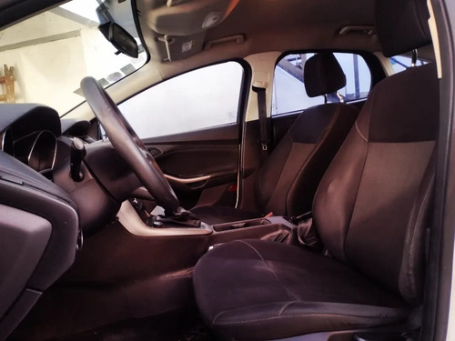 Imagen 8 de 10 de Ford Focus Iii S