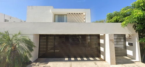 Casa En Remate Cerca De Plaza City Center En Montebello Mérida Yucatán