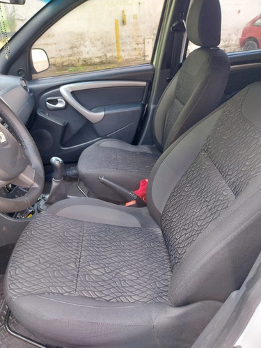 Renault Duster Oroch 1.6 16v Expression Sce 4p