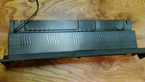 Imagen 3 de 4 de Tapa Lampara Spectrum Led Slim 60cm X 29cm Pecera 80 L Lomas