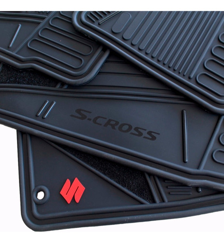 Tapetes Originales Suzuki Scross 2014-2019