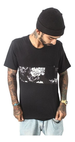 Camiseta Recorte Black Flowers