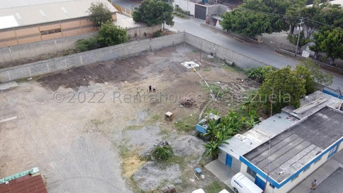 Imagen 13 de 30 de Galpones En Venta Zona Industrial Barquisimeto, Pozo De Agua Profundo, Gas Directo, Código 23-24410, Mz 29/03