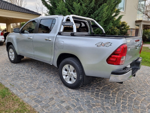Imagen 3 de 16 de Toyota Hilux