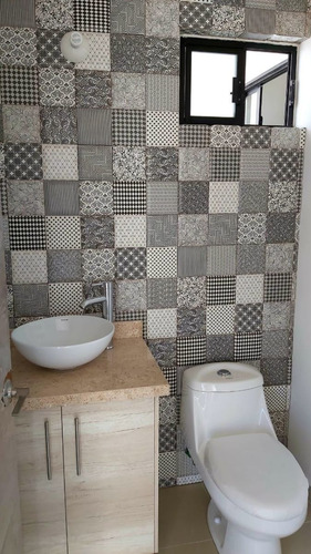 Imagen 13 de 17 de Preciosa Residencia En Zibatá, 4 Recamaras Con Baño, Roof Ga