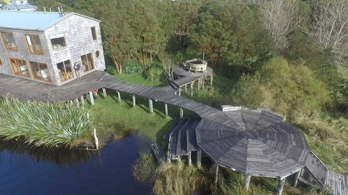 Palafito En Cucao, Chiloé (70134)