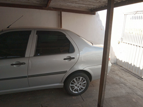 Imagem 2 de 13 de Fiat Siena 2009 1.0 Fire Celebration Flex 4p