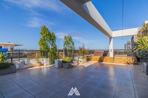 Imagen 3 de 19 de Venta Apartamento Penthouse Duplex Carrasco Este