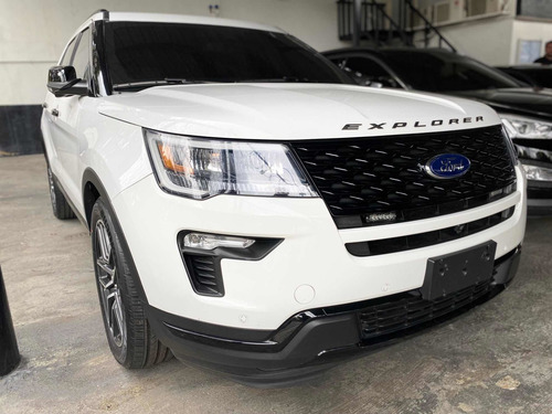 Imagen 3 de 8 de Ford Explorer Limited Automático