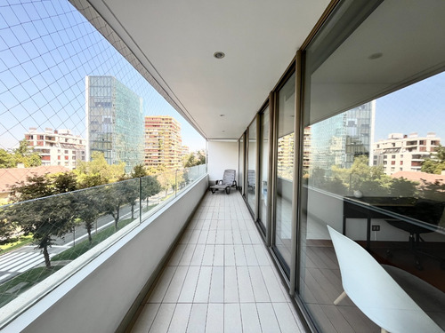 Calle Tranquila A Pasos De Metro El Golf Amoblado, Disponibl
