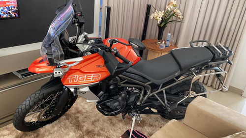 Triumph Tiger 800xca
